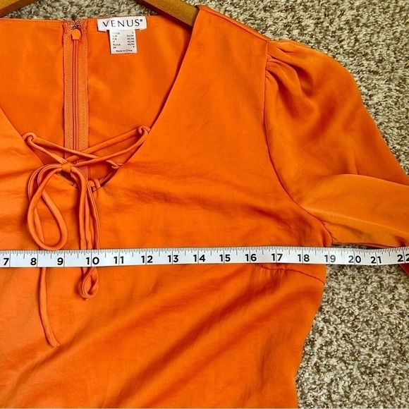 🦋 Venus Orange Bell Sleeve Lace Up Mini Dress Small Fall Halloween - Picture 5 of 7